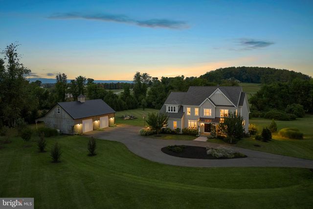 16573 CLARKES GAP RD, Paeonian Springs, VA 20129