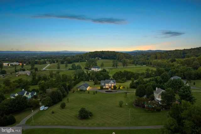 16573 CLARKES GAP RD, Paeonian Springs, VA 20129