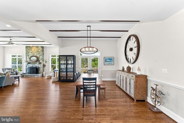 16573 CLARKES GAP RD, Paeonian Springs, VA 20129