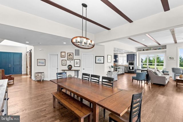 16573 CLARKES GAP RD, Paeonian Springs, VA 20129
