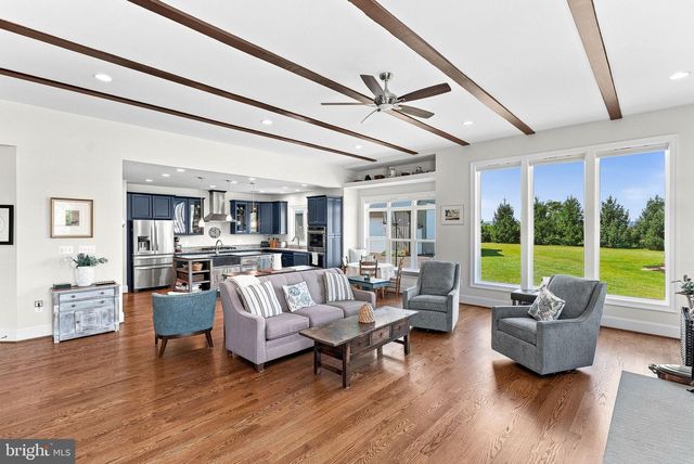 16573 CLARKES GAP RD, Paeonian Springs, VA 20129