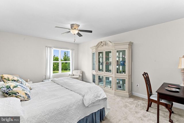 16573 CLARKES GAP RD, Paeonian Springs, VA 20129
