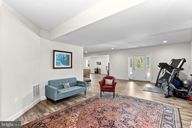 16573 CLARKES GAP RD, Paeonian Springs, VA 20129