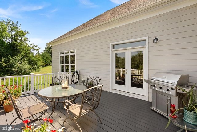 16573 CLARKES GAP RD, Paeonian Springs, VA 20129