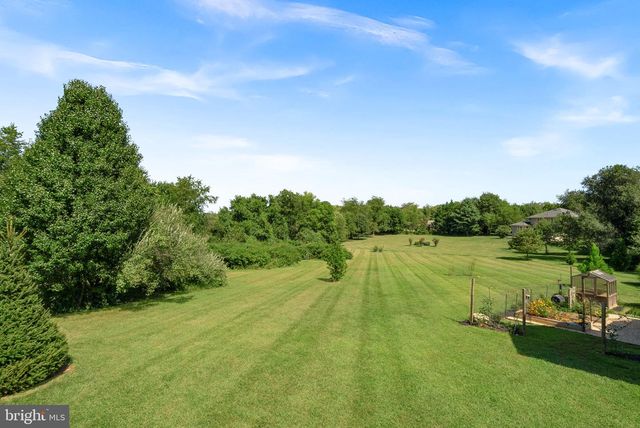 16573 CLARKES GAP RD, Paeonian Springs, VA 20129