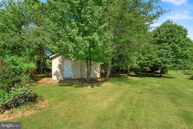 16573 CLARKES GAP RD, Paeonian Springs, VA 20129