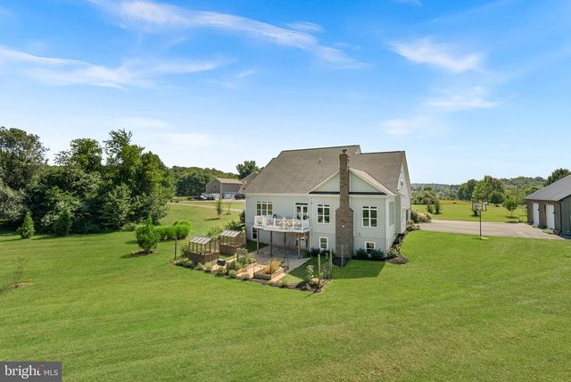 16573 CLARKES GAP RD, Paeonian Springs, VA 20129