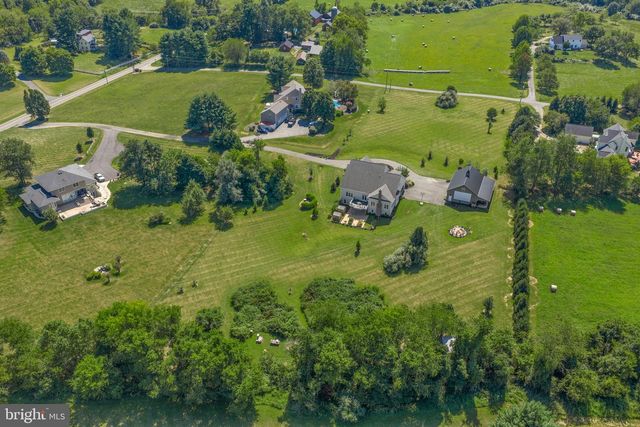 16573 CLARKES GAP RD, Paeonian Springs, VA 20129