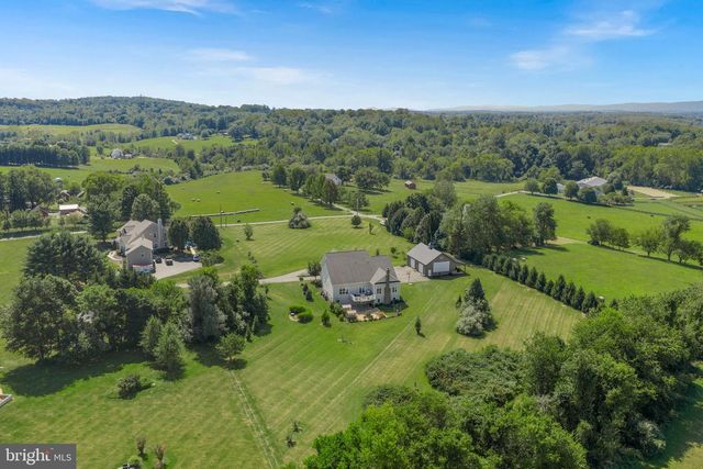 16573 CLARKES GAP RD, Paeonian Springs, VA 20129