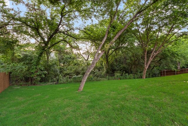 10 Brook Hollow Lane, Trophy Club, TX 76262
