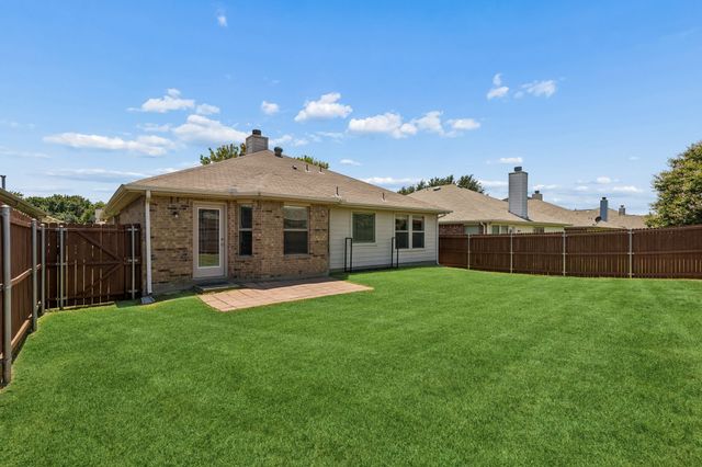 1801 Ringtail Drive, Little Elm, TX 75068