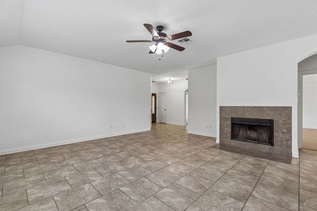 1801 Ringtail Drive, Little Elm, TX 75068