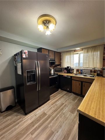 5850 Corlett Court, Huber Heights, OH 45424