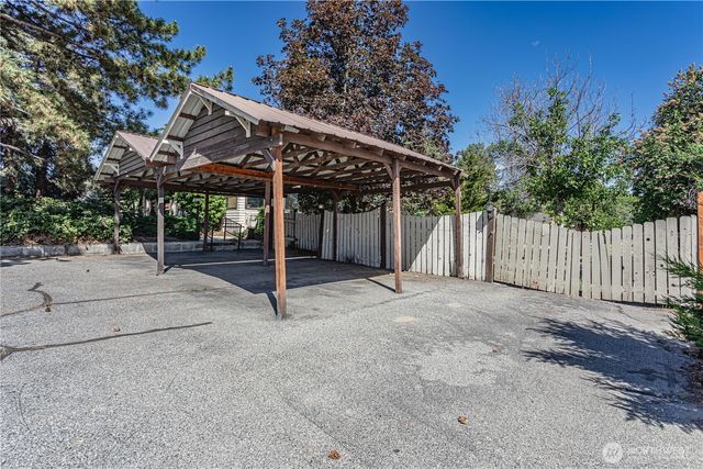 1314 Walnut Street, Wenatchee, WA 98801