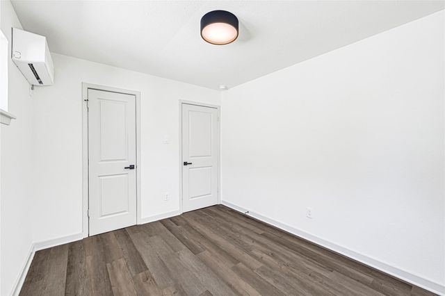 8701 Bertwood Street, Houston, TX 77016
