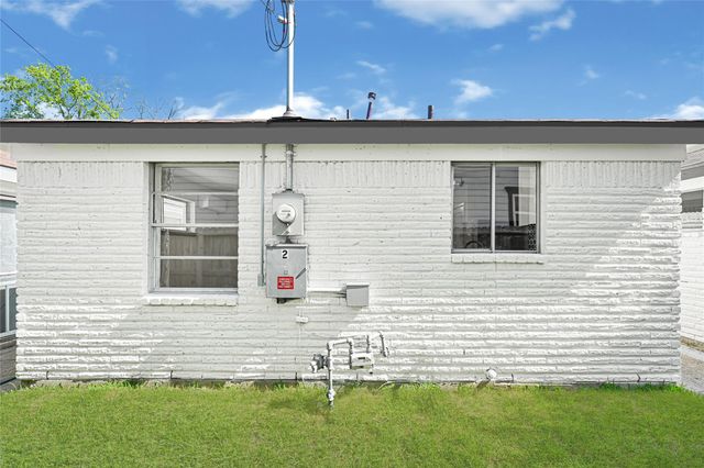 8701 Bertwood Street, Houston, TX 77016