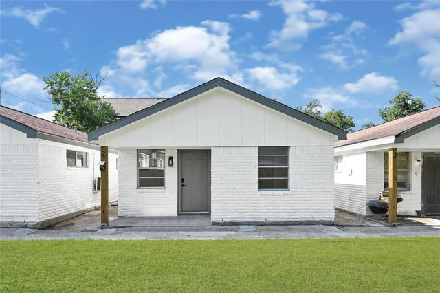 8701 Bertwood Street, Houston, TX 77016