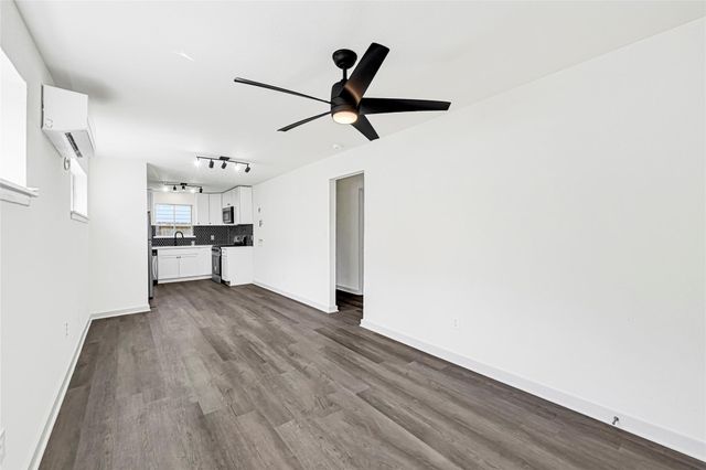 8701 Bertwood Street, Houston, TX 77016
