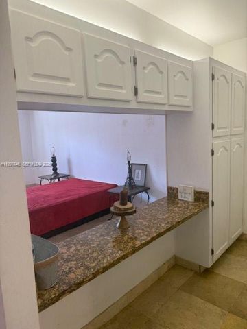 2200 E Hallandale Beach Blvd 109, Hallandale Beach, FL 33009