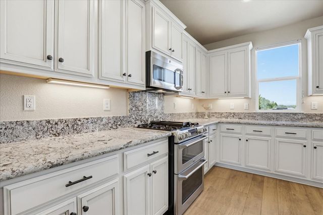 21456 Rucker Ct, Grass Valley, CA 95949