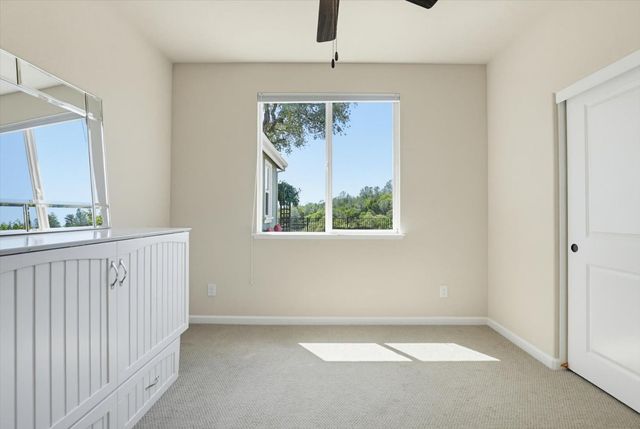 21456 Rucker Ct, Grass Valley, CA 95949