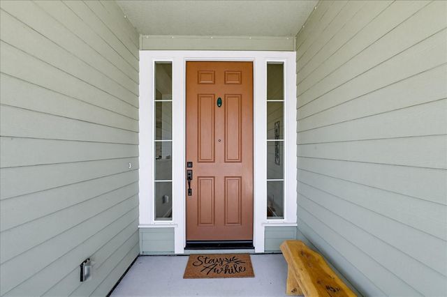 21456 Rucker Ct, Grass Valley, CA 95949
