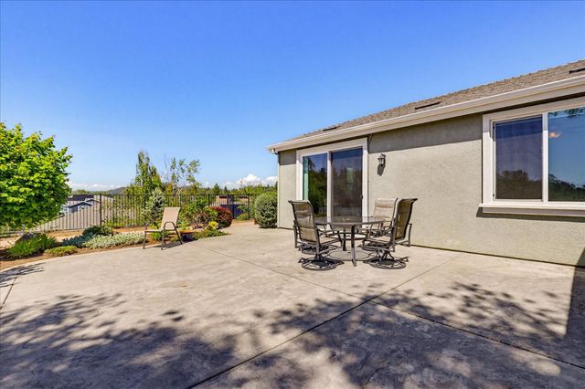 21456 Rucker Ct, Grass Valley, CA 95949