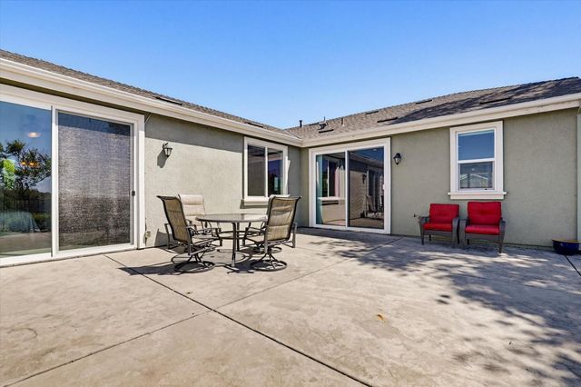 21456 Rucker Ct, Grass Valley, CA 95949