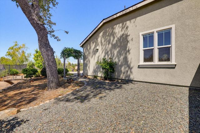 21456 Rucker Ct, Grass Valley, CA 95949