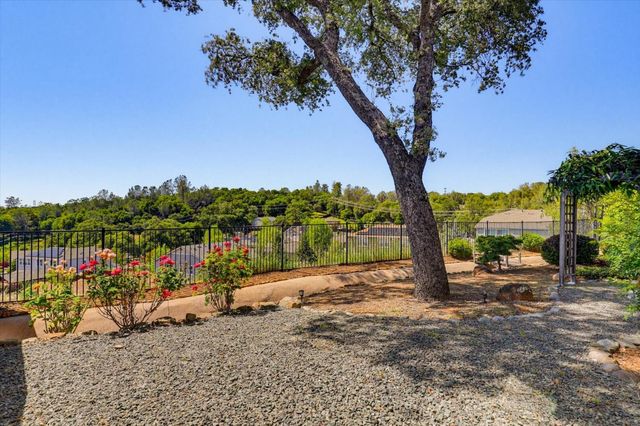 21456 Rucker Ct, Grass Valley, CA 95949