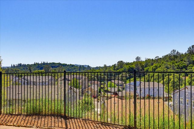 21456 Rucker Ct, Grass Valley, CA 95949
