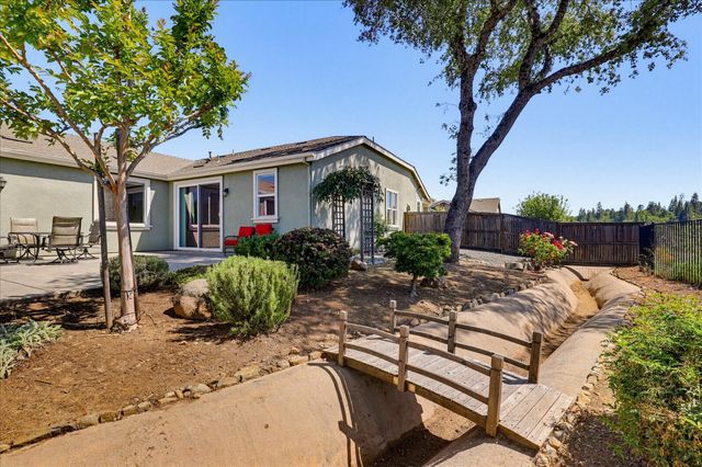 21456 Rucker Ct, Grass Valley, CA 95949