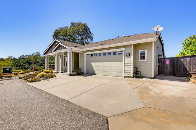 21456 Rucker Ct, Grass Valley, CA 95949