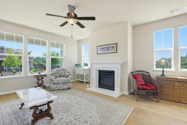 21456 Rucker Ct, Grass Valley, CA 95949