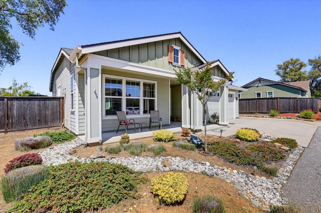 21456 Rucker Ct, Grass Valley, CA 95949