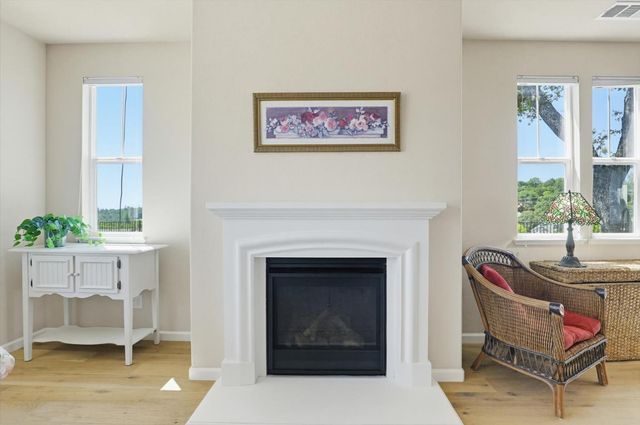 21456 Rucker Ct, Grass Valley, CA 95949