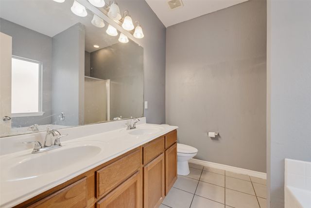 301 Quail Run Road, Red Oak, TX 75154