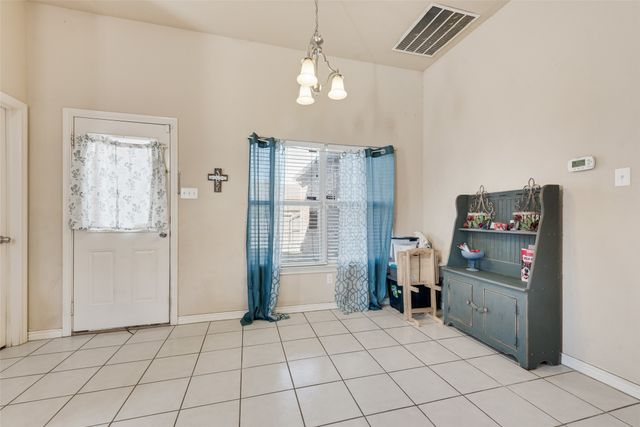 301 Quail Run Road, Red Oak, TX 75154