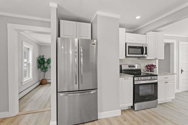 68 Fordway Extension, Derry, NH 03038