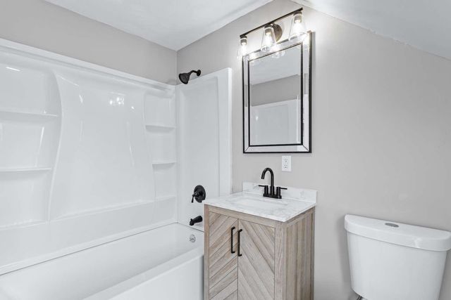 68 Fordway Extension, Derry, NH 03038