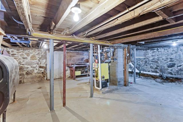 68 Fordway Extension, Derry, NH 03038