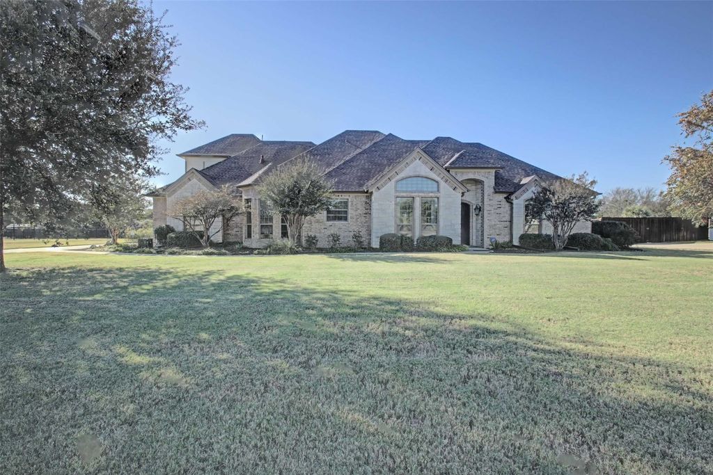 3705 Canyon Pass Trail, Burleson, TX 76028