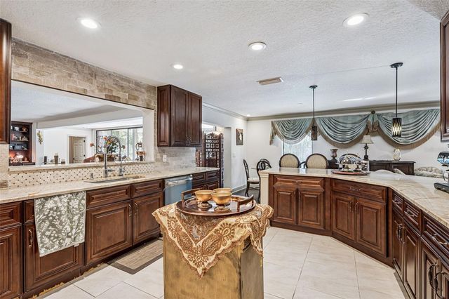 6054 MARLBERRY DRIVE, Orlando, FL 32819