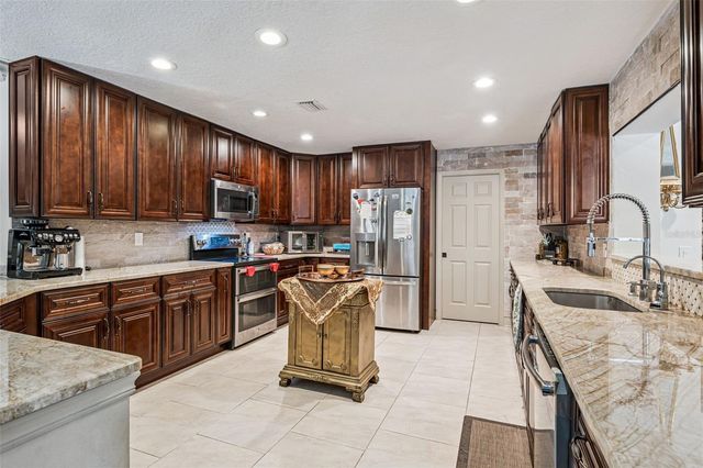 6054 MARLBERRY DRIVE, Orlando, FL 32819