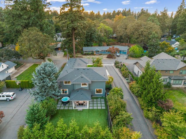15986 PARKER Rd, Lake Oswego, OR 97035