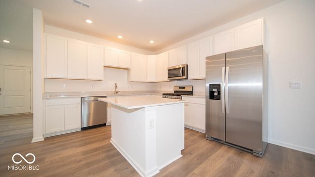 6122 Cascades Drive, Whitestown, IN 46075