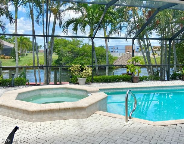 3520 SW 1st Place SW 1st PL, Cape Coral, FL 33914