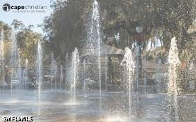 3520 SW 1st Place SW 1st PL, Cape Coral, FL 33914