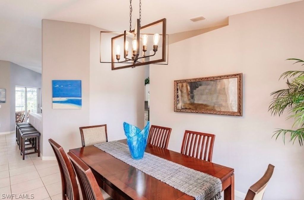 Image 30 of property listing at 3520 SW 1st Place SW 1st PL, Cape Coral, FL 33914