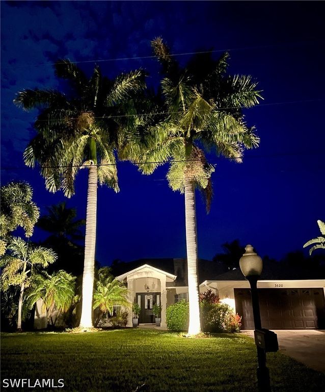 Image 42 of property listing at 3520 SW 1st Place SW 1st PL, Cape Coral, FL 33914